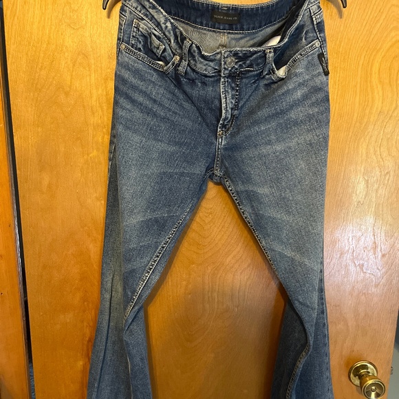 Jeans - Picture 2 of 4